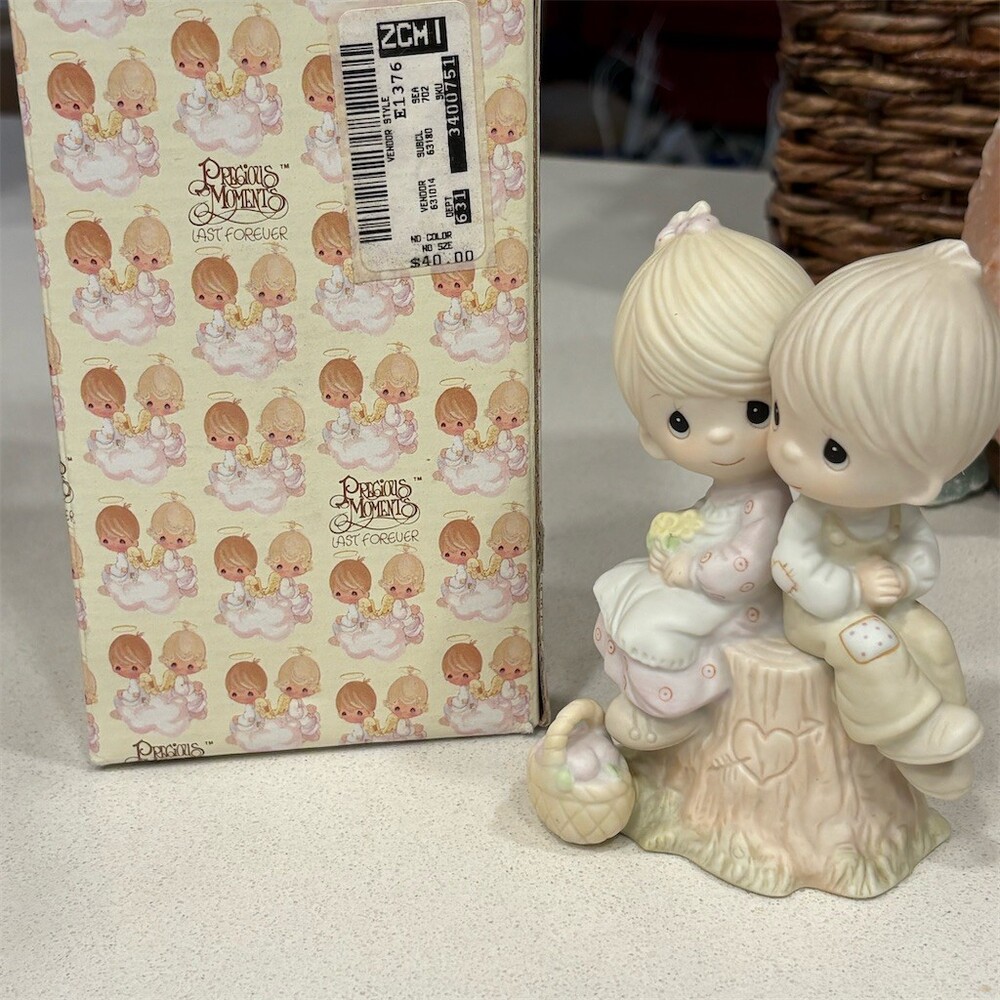 Vintage Precious Moments Love One Another Figurine w/ Original Box 1978